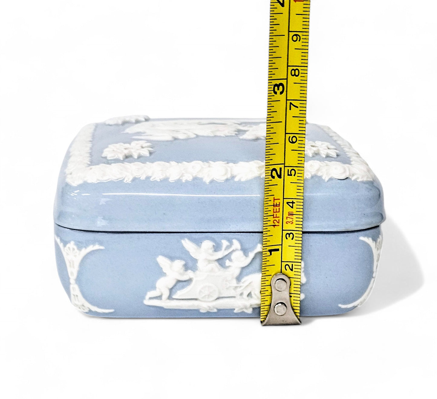 Wedgwood Square Trinket Box Cream on Lavender Blue Jasperware MINT