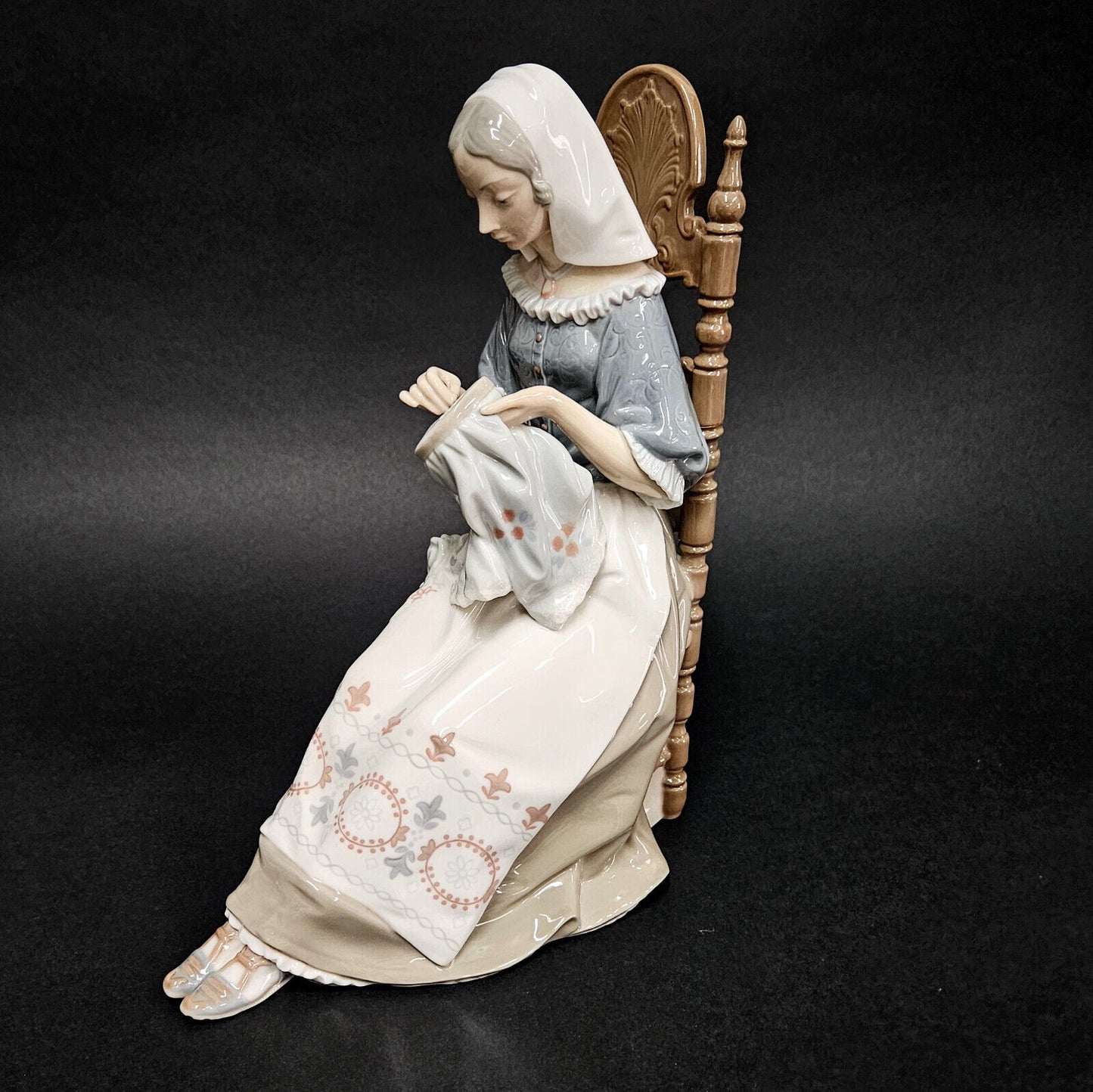 Lladro #4865 Lady Sewing Embroidering in Chair | Large Figurine Retired MINT