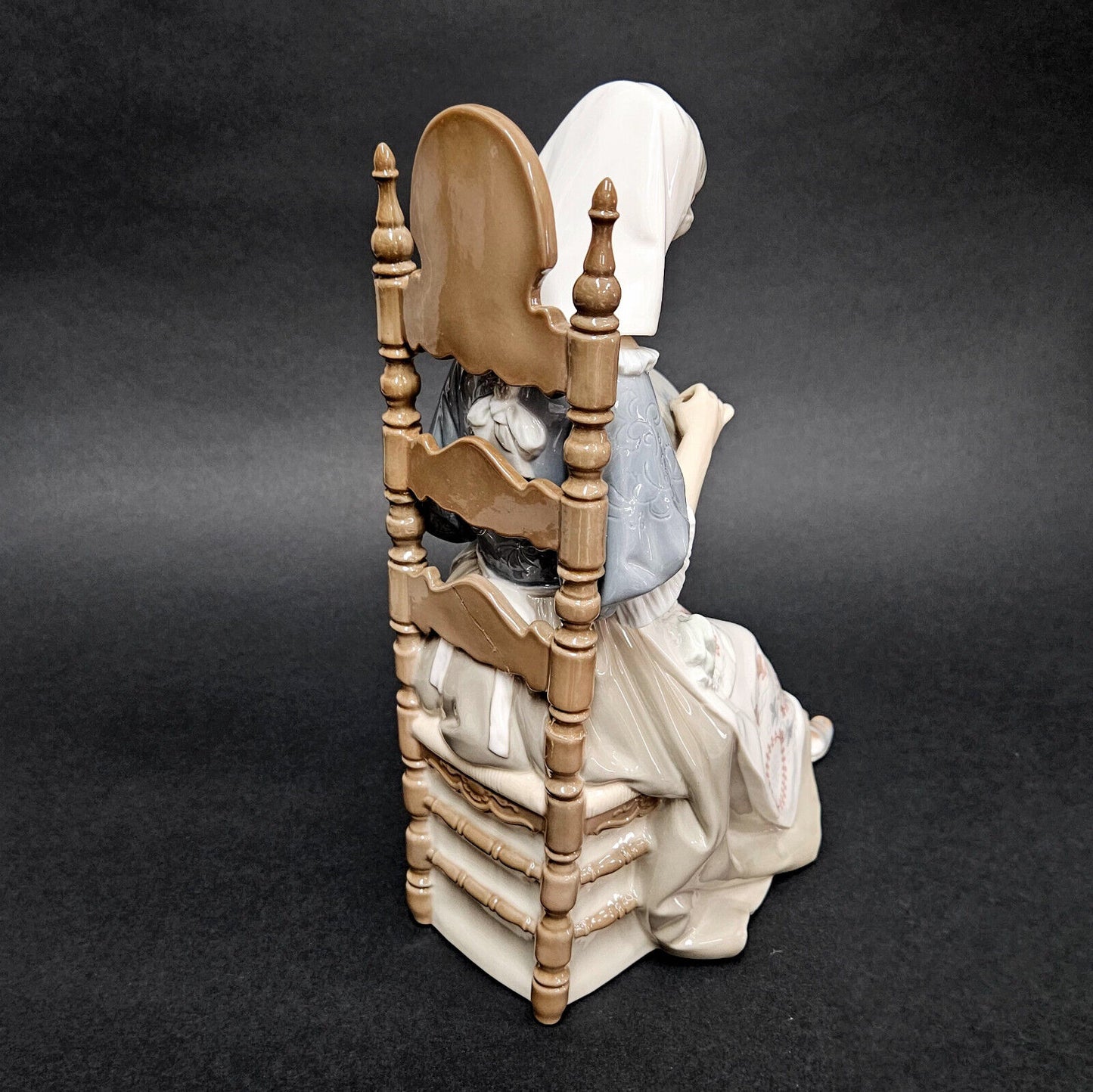 Lladro #4865 Lady Sewing Embroidering in Chair | Large Figurine Retired MINT