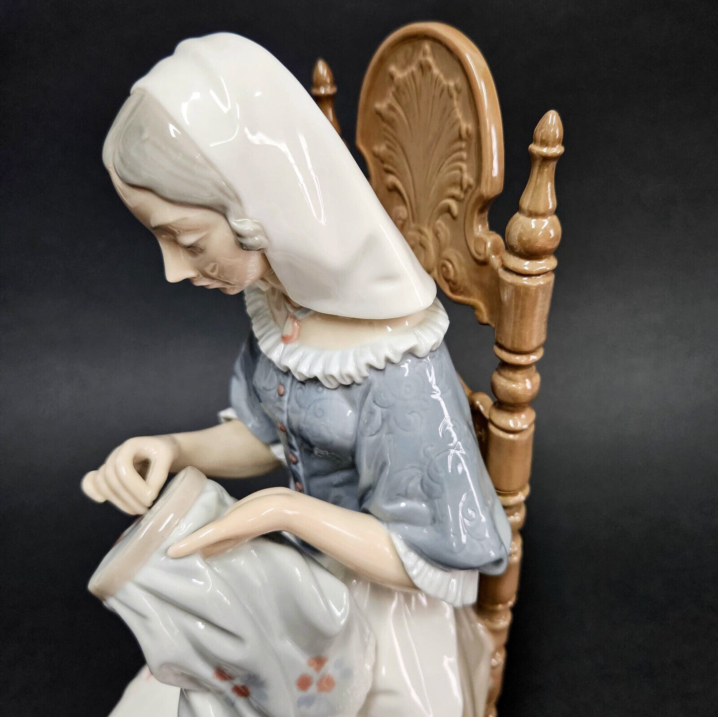 Lladro #4865 Lady Sewing Embroidering in Chair  | Large Figurine Retired MINT