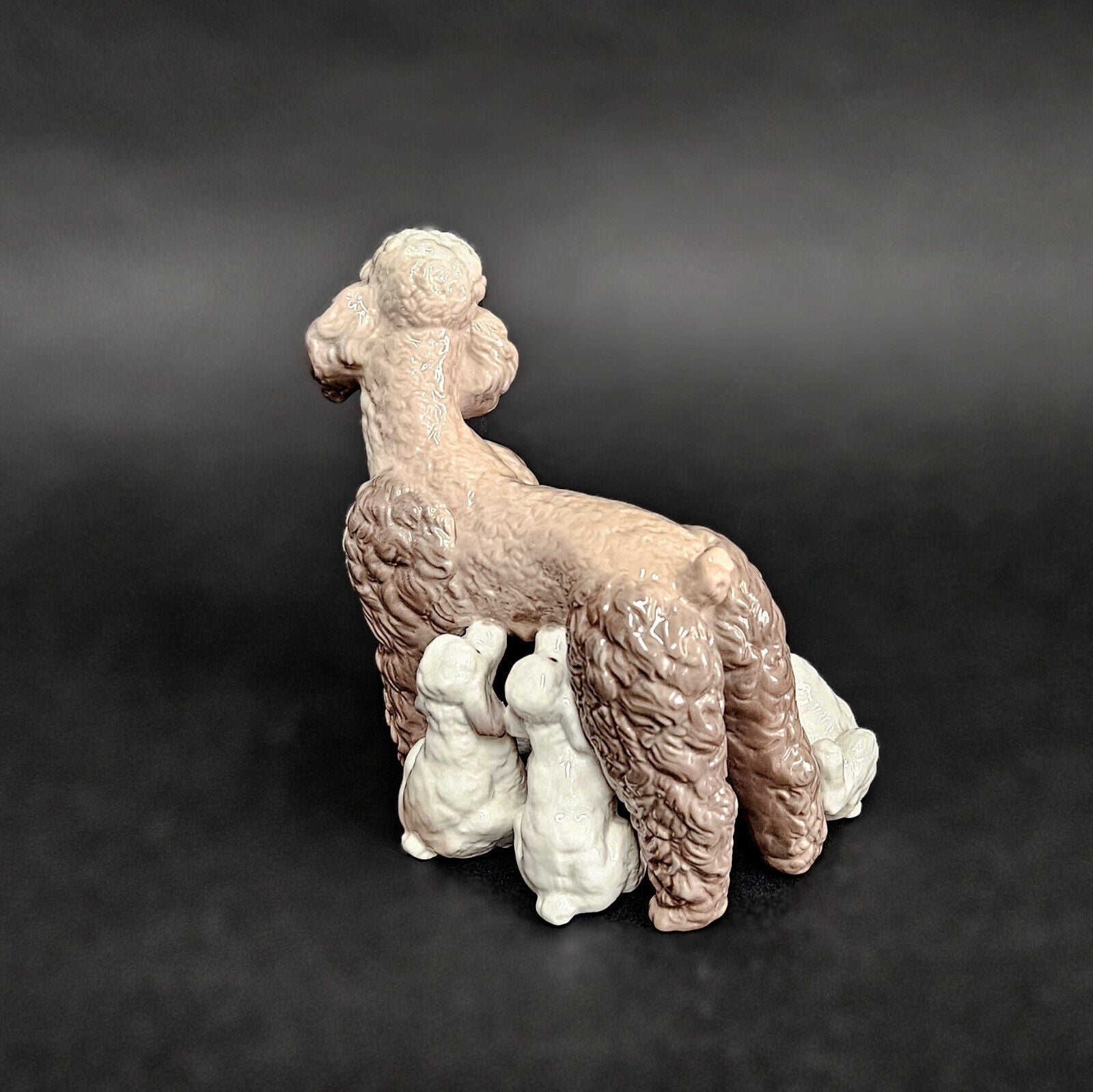 Lladro Poodle 1974 Figurine Mother Dog w 5 Nursing Puppies Retired #1257