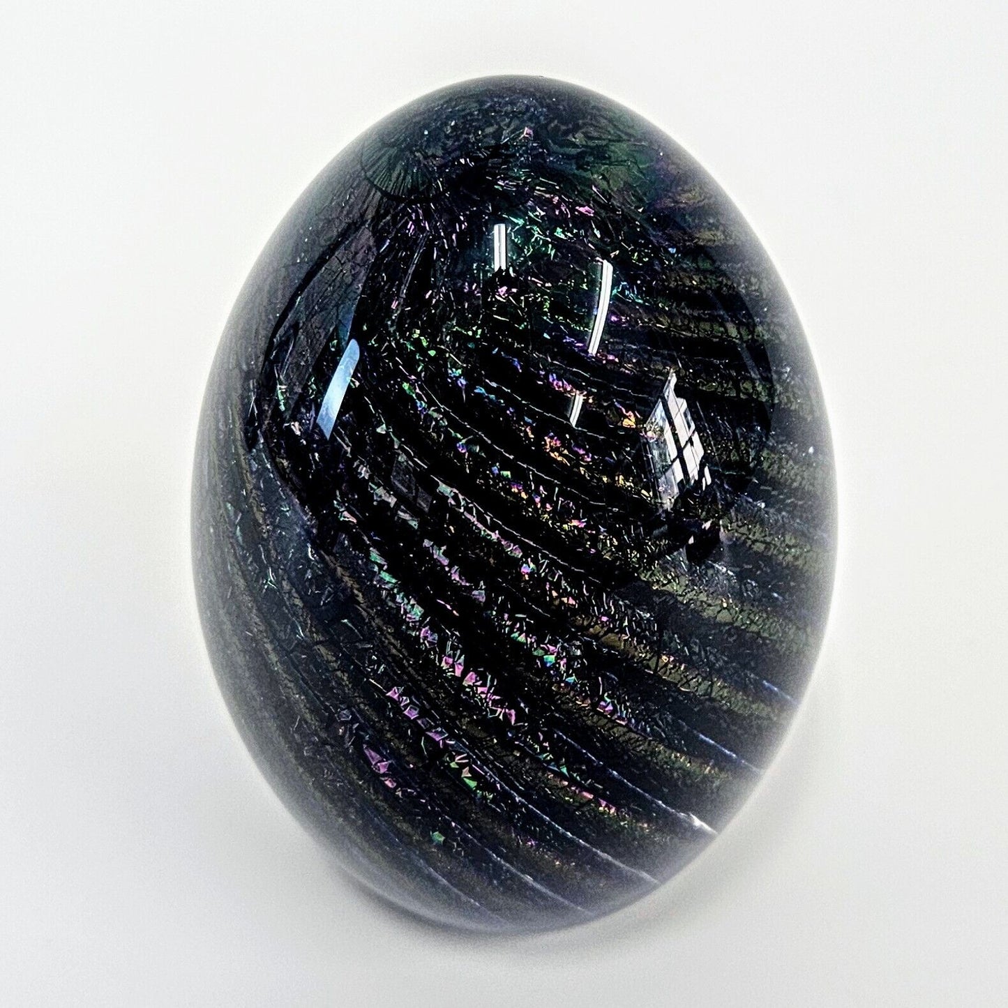 Robert Eickholt Large Vintage  Iridescent Egg Paperweight Signed & Dated 1985