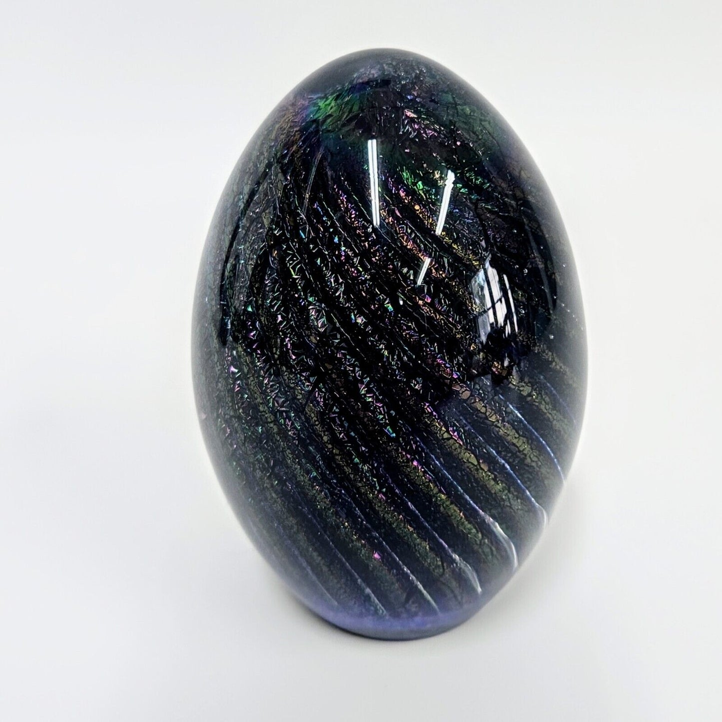 Robert Eickholt Large Vintage  Iridescent Egg Paperweight Signed & Dated 1985