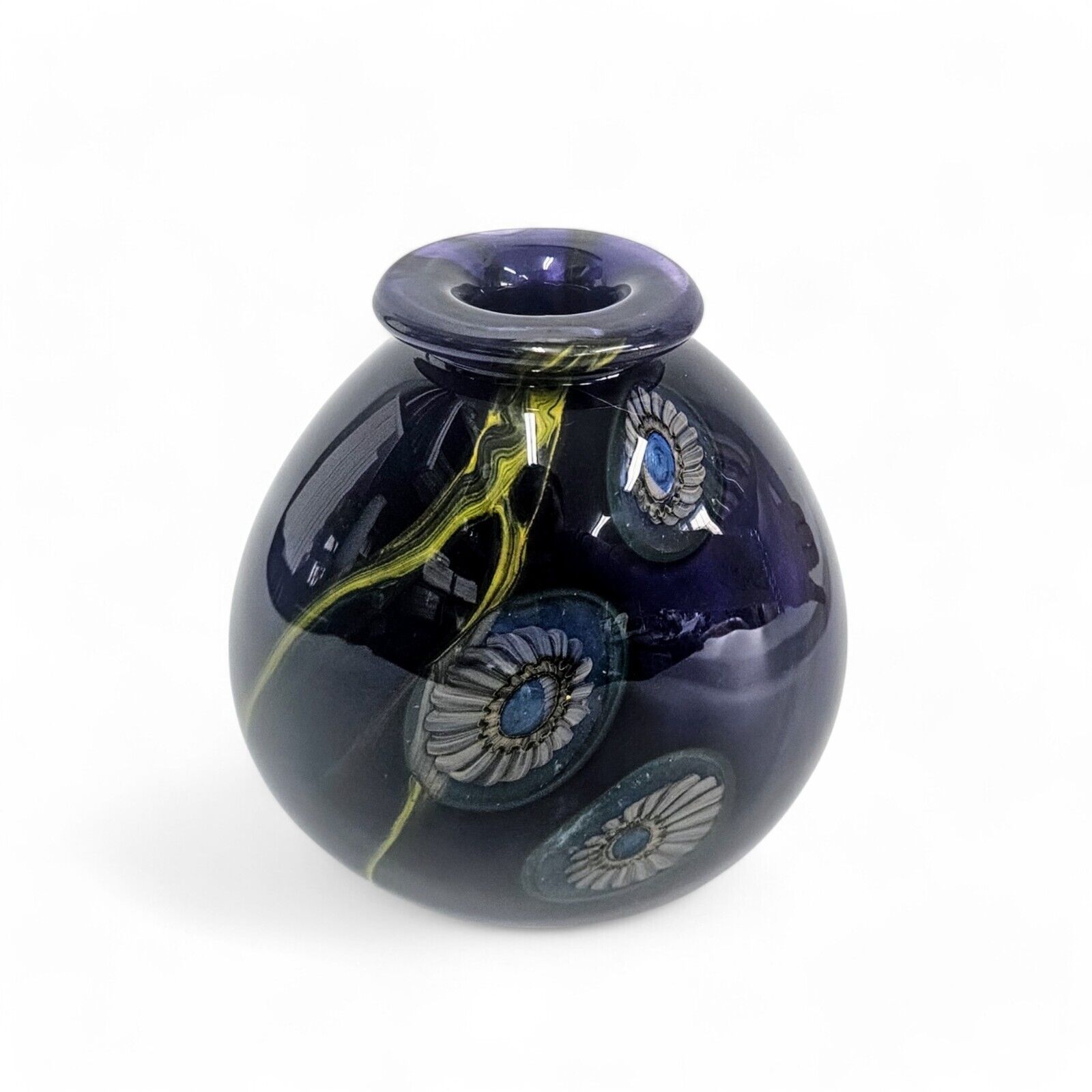 Robert Eickholt Dark Purple Sea Anemone Art Glass Vase Signed & Dated - 2007