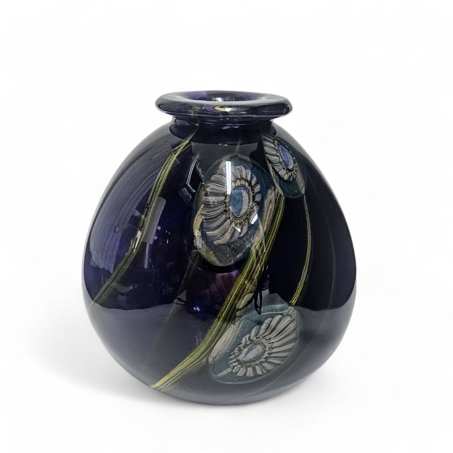 Robert Eickholt Dark Purple Sea Anemone Art Glass Vase Signed & Dated - 2007